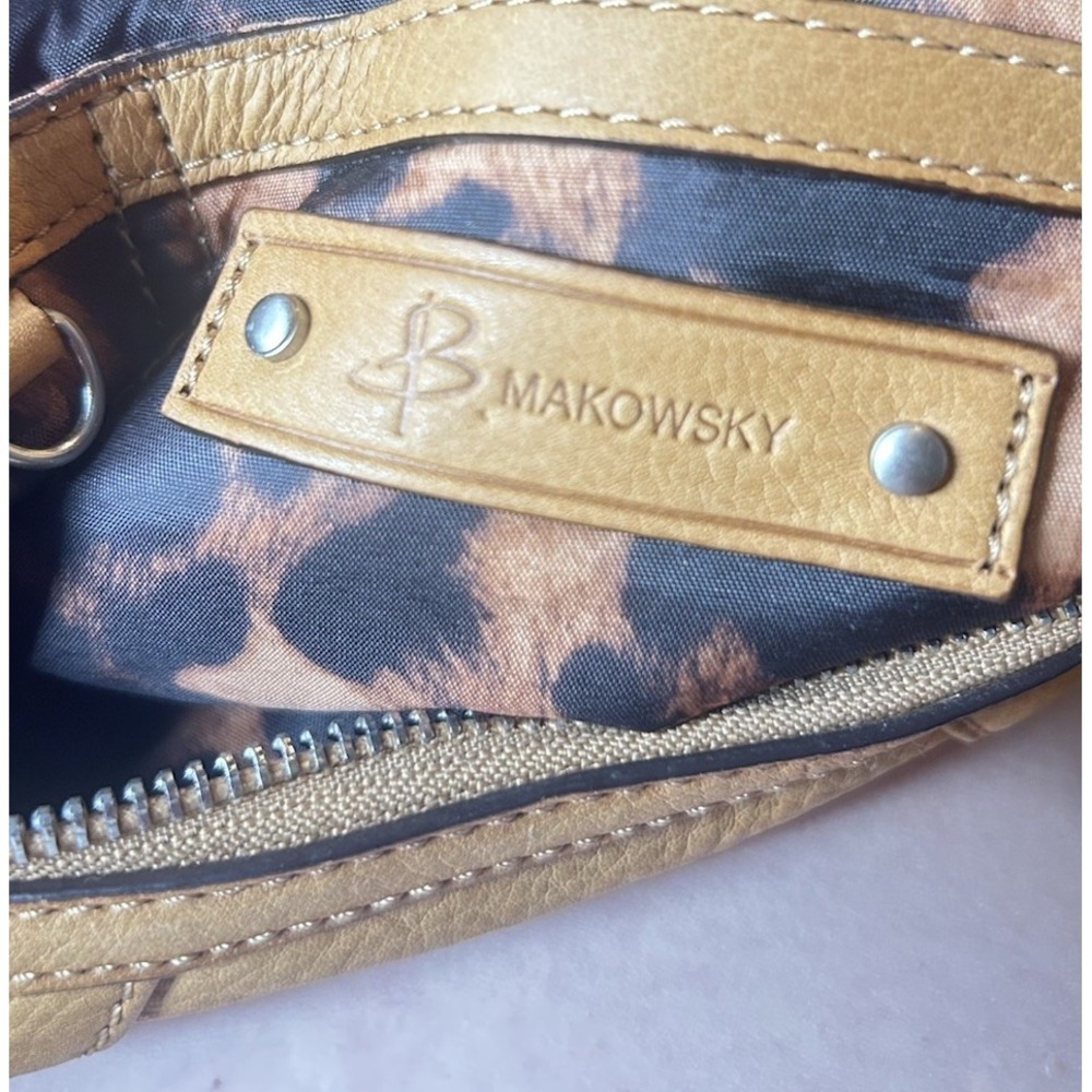 B Makowsky Tan  Leather Hobo Shoulder Bag Purse Leopard Lining Y2K Vintage - Picture 4 of 16